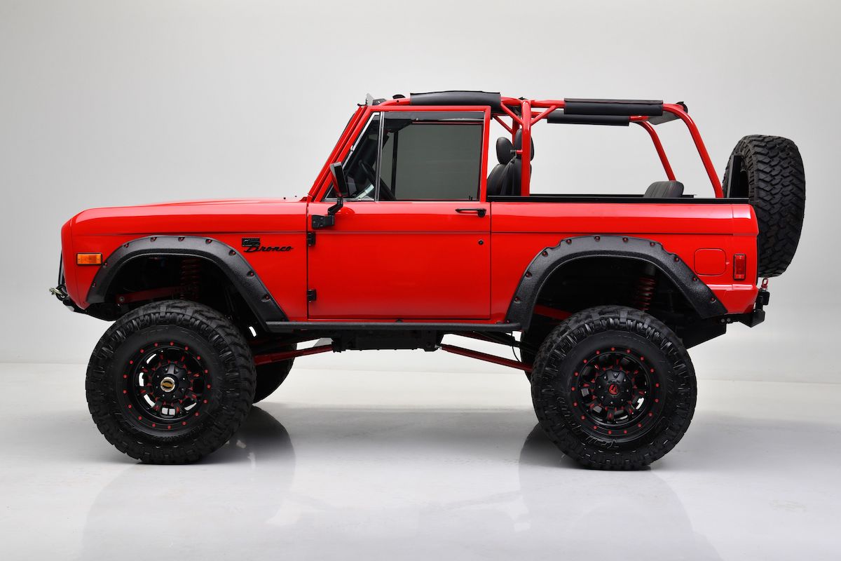 Kevin Hart to sell his custom 1977 Ford Bronco at Barrett-Jackson’s Las Vegas auction